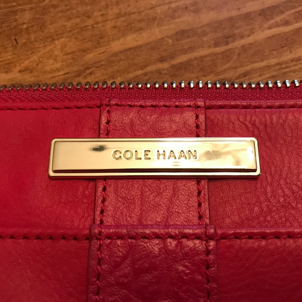 SOLD - Cole Haan, Rasberry Pink, Leather Clutch - Picture 4 of 9